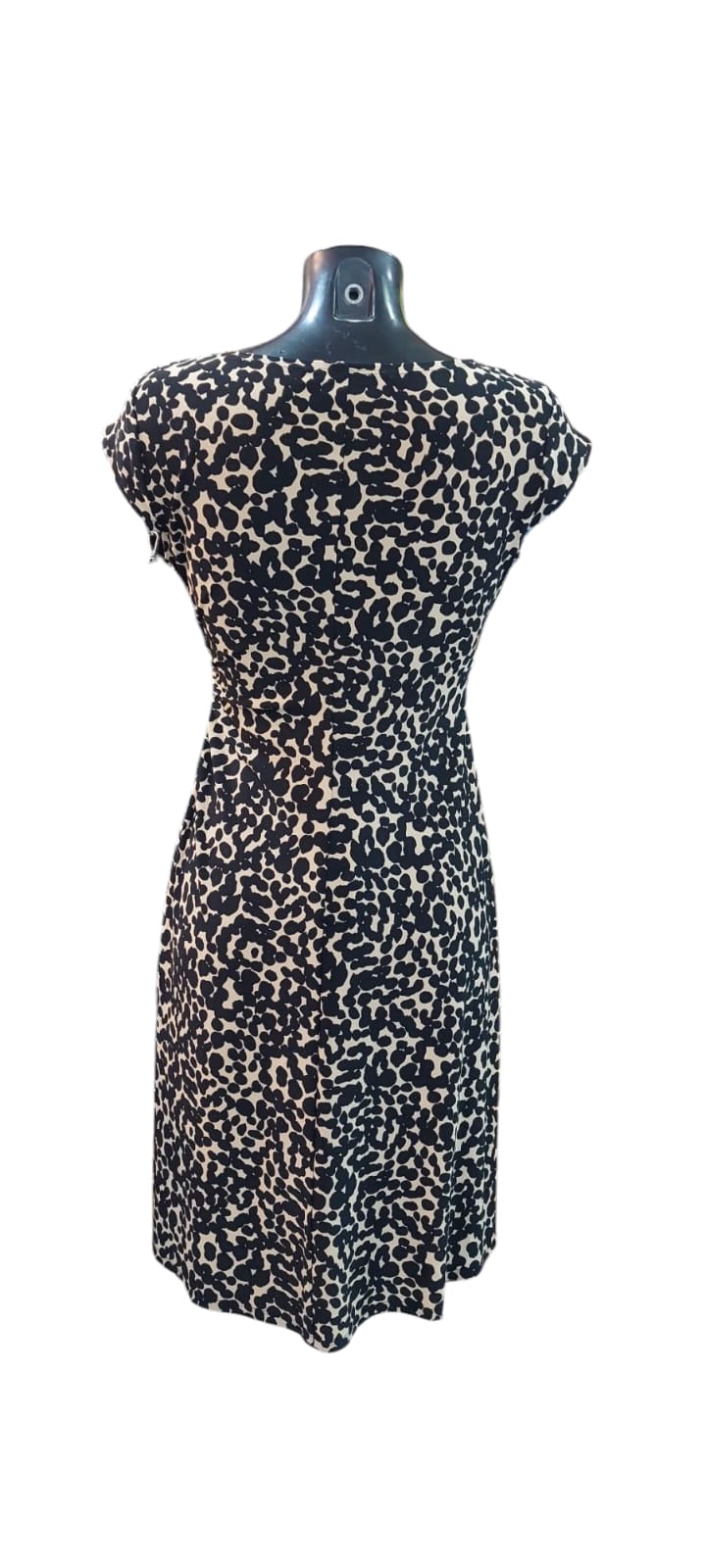 Vestido Beige con negro